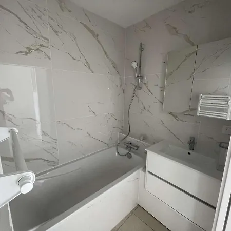 Superbe A 10m De La Plage, 2 Terrasses, 3 Chambres, Vue Ocean - Fr-1-494-163 Royan