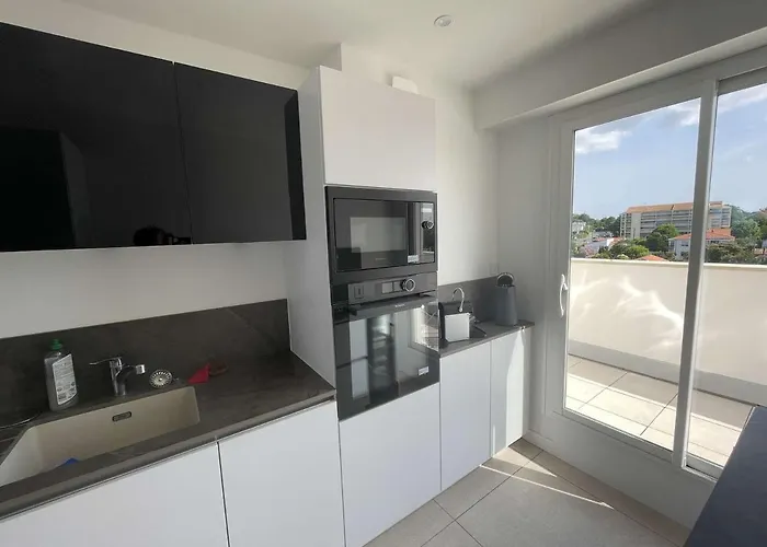 Superbe A 10m De La Plage, 2 Terrasses, 3 Chambres, Vue Ocean - Fr-1-494-163 Royan